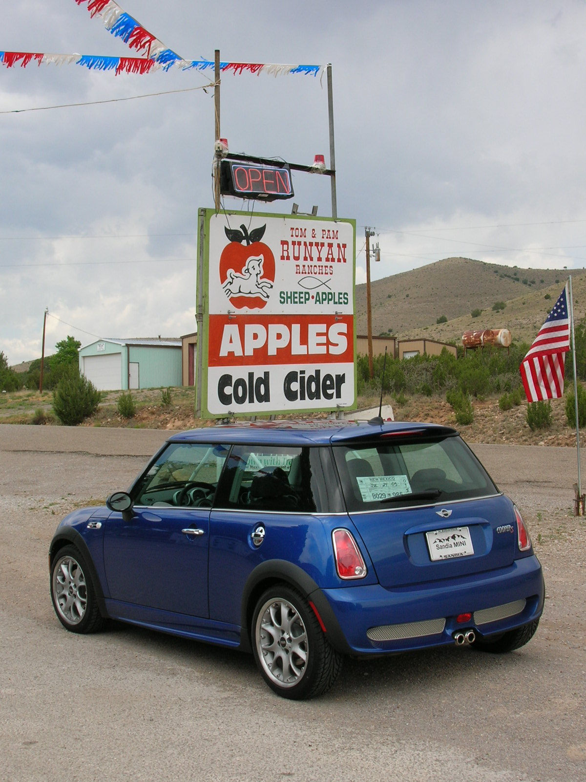 A fruit and pee stop on the way to CloudCroft, NM